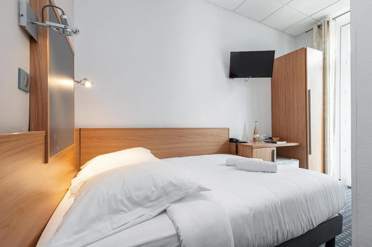 Modern Waikiki Hotel Cannes Francja